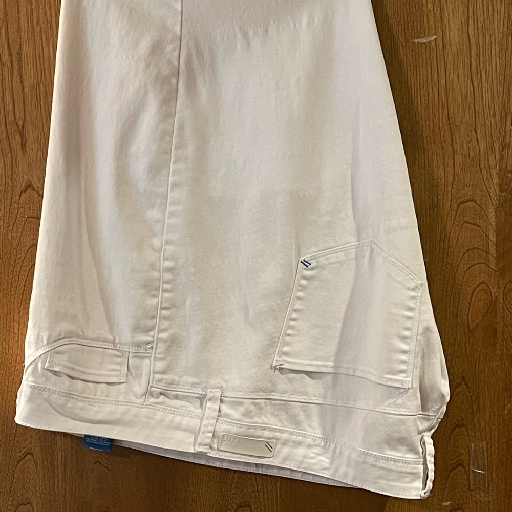 White Stretch Jeans YMI, sz 24